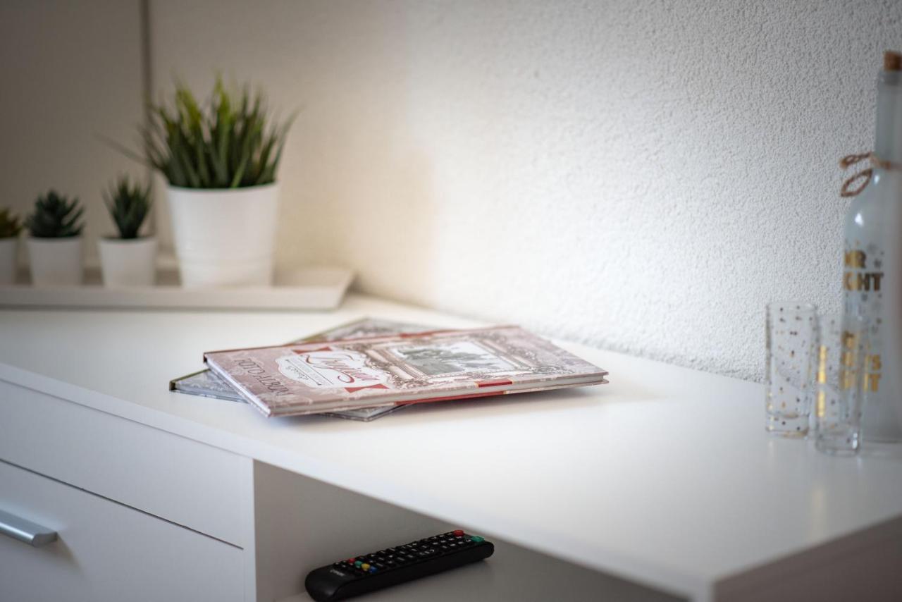 Apartmani Centar Lux New Nagybecskerek Kültér fotó