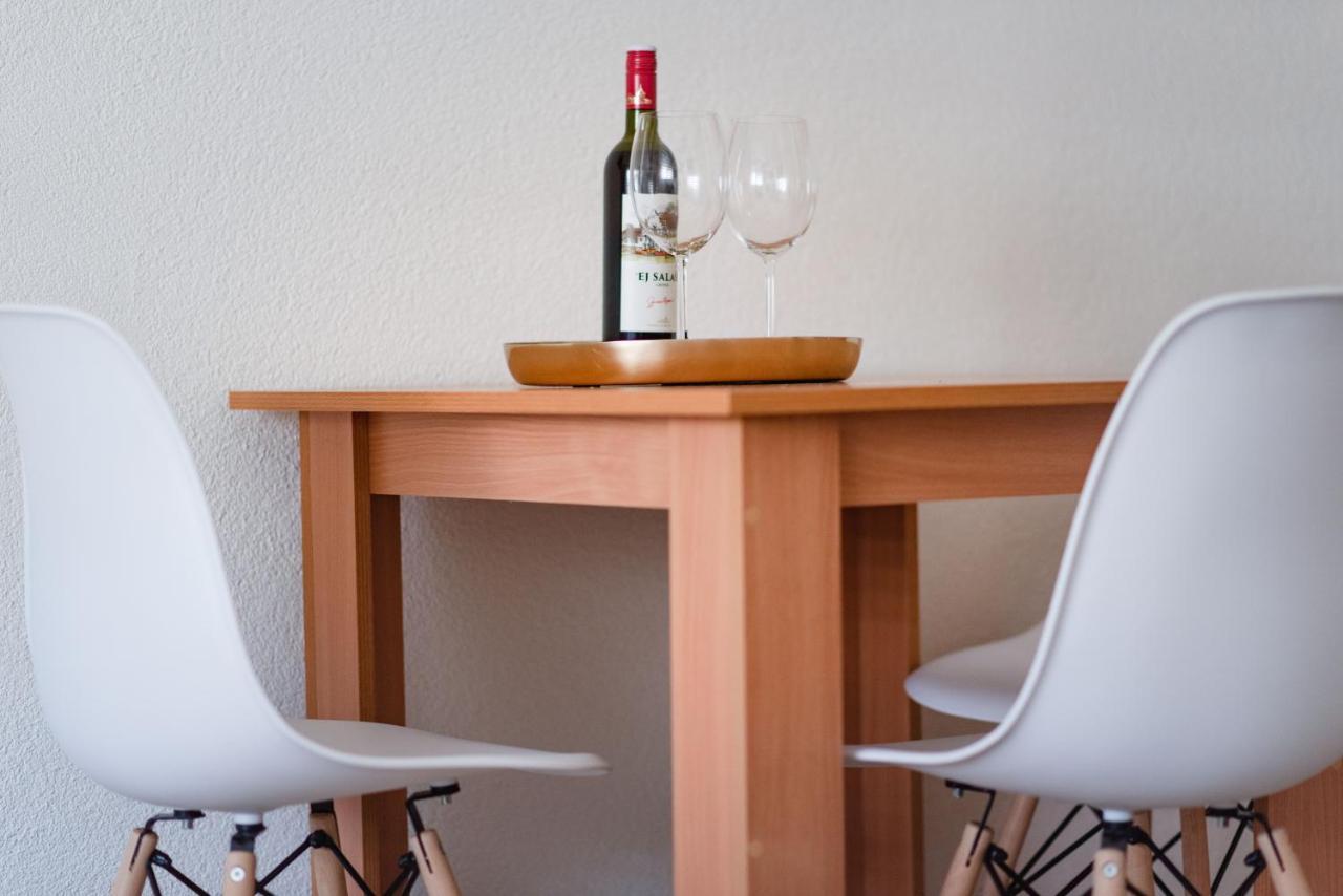 Apartmani Centar Lux New Nagybecskerek Kültér fotó