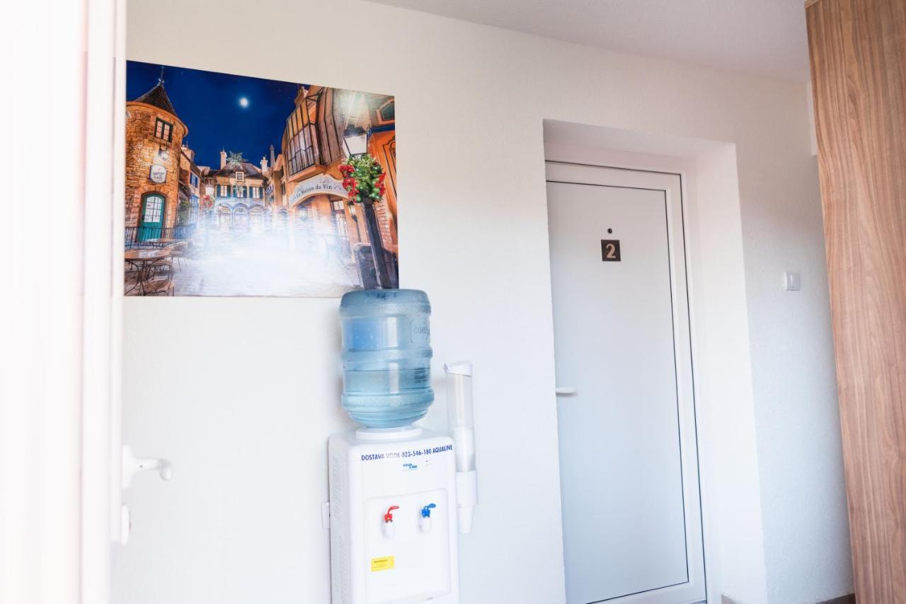 Apartmani Centar Lux New Nagybecskerek Kültér fotó