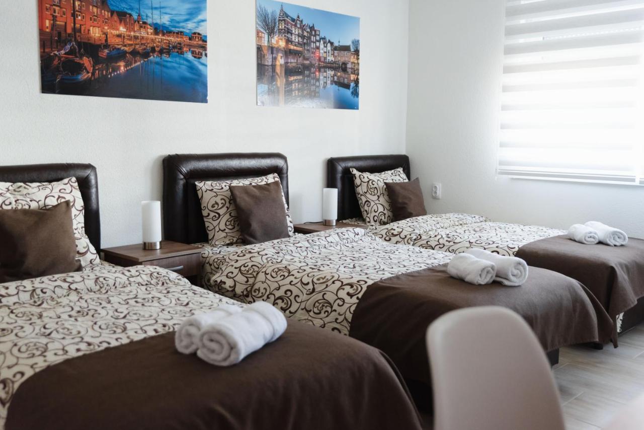 Apartmani Centar Lux New Nagybecskerek Kültér fotó